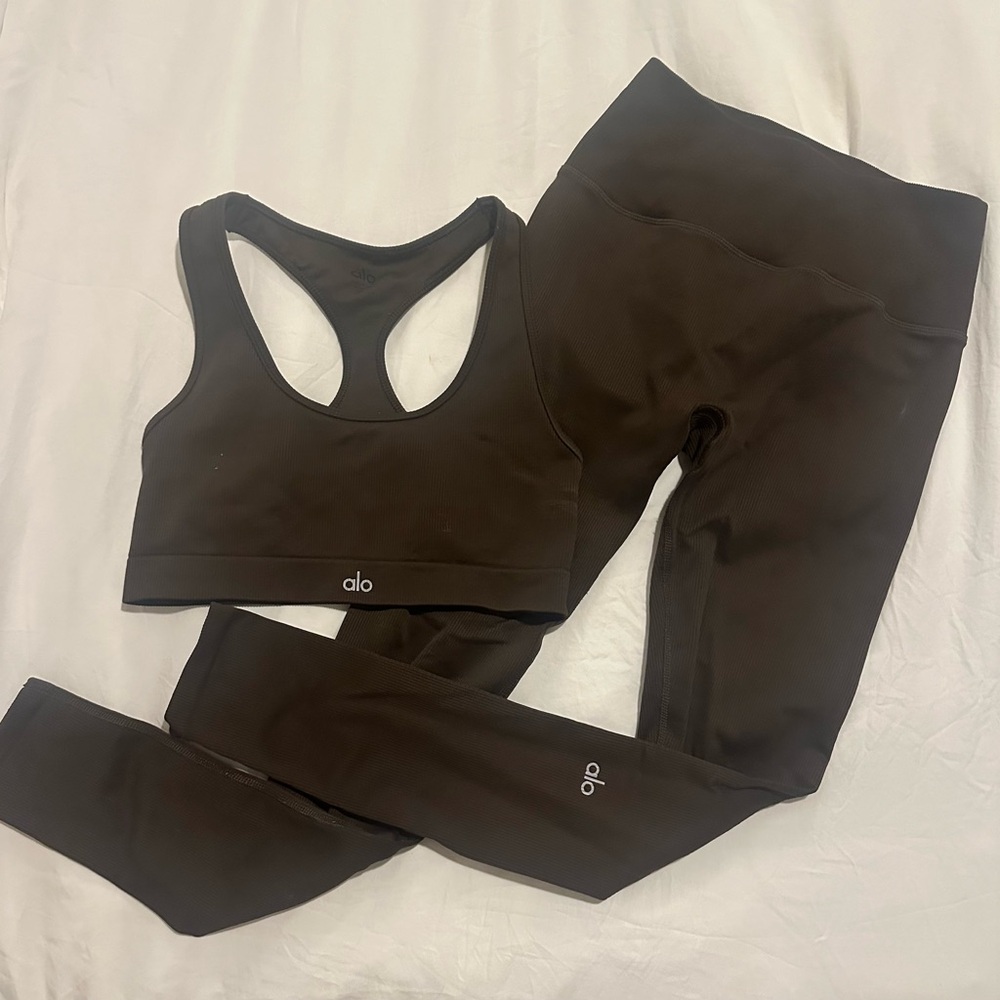 Alo Seamless Ribbed Bra and High-waisted Leggings
